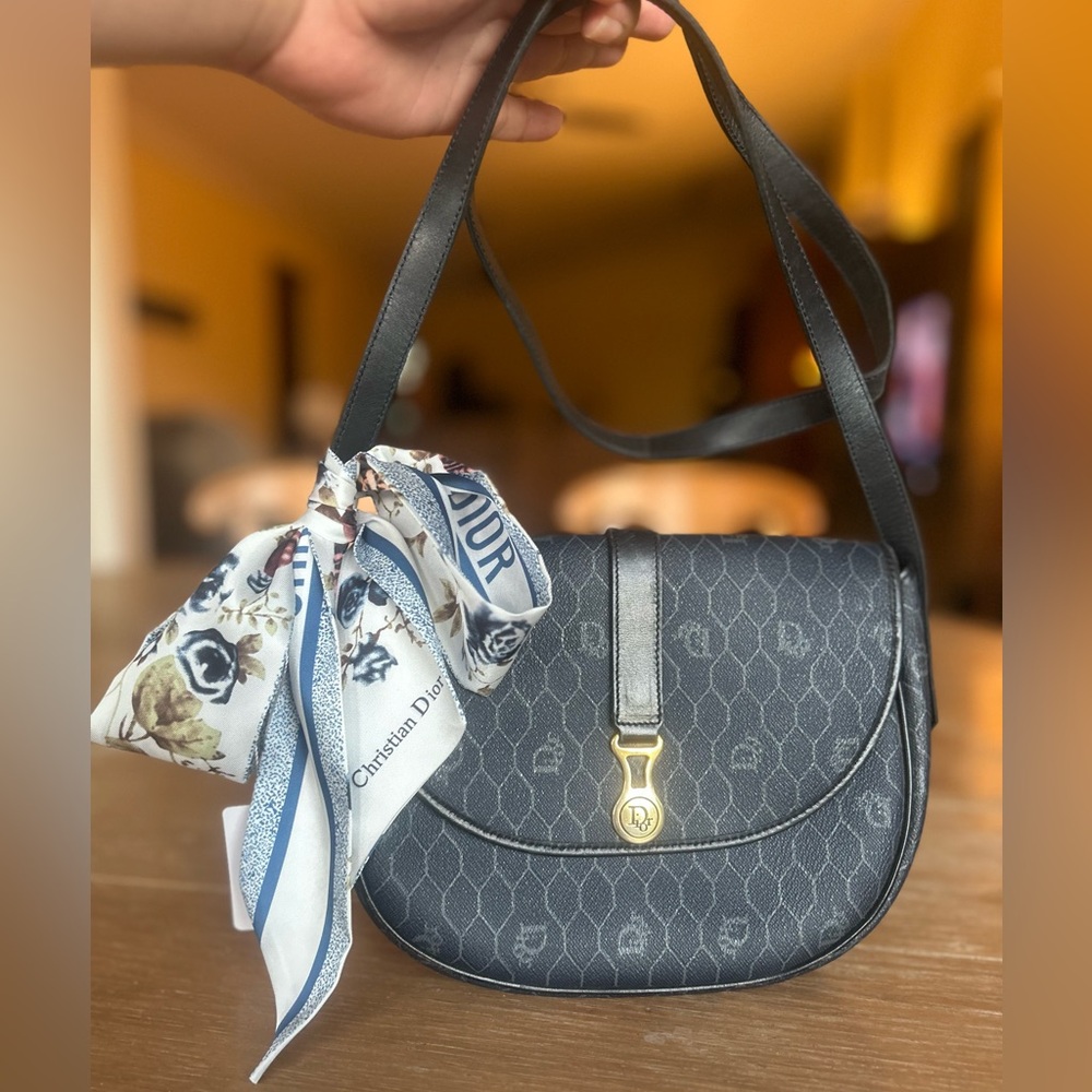 Vintage Dior Vanity lady dior linen crossbody bag
Navy. - Picture 10 of 10